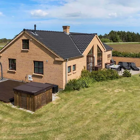 890-snedsted-niels-juels-vej-41 بيت للعطل